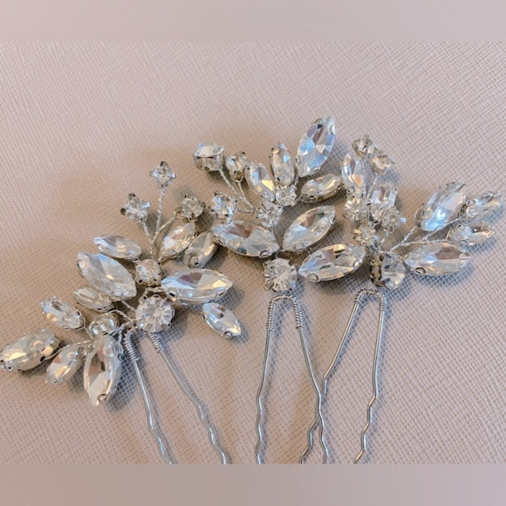 Set of 3 Crystal Hair Pins